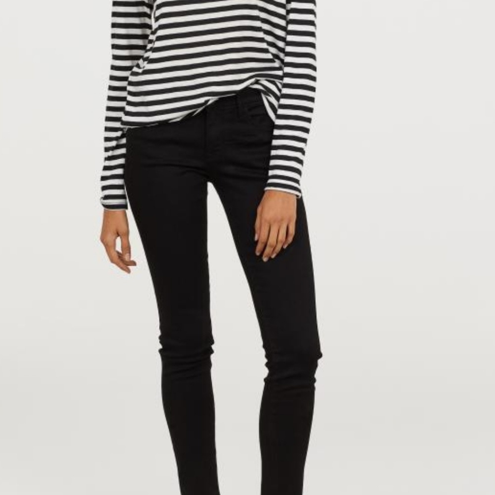 Super skinny super low waist black jeans